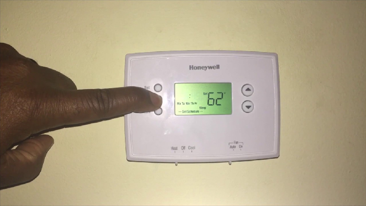 Set to Thermostat's Lowest Temperature Setting